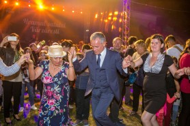 S-au „ofilit” cei trei trandafiri la Grozești: Cine a învins la parlamentare în satul de baștină a lui Vlad Plahotniuc